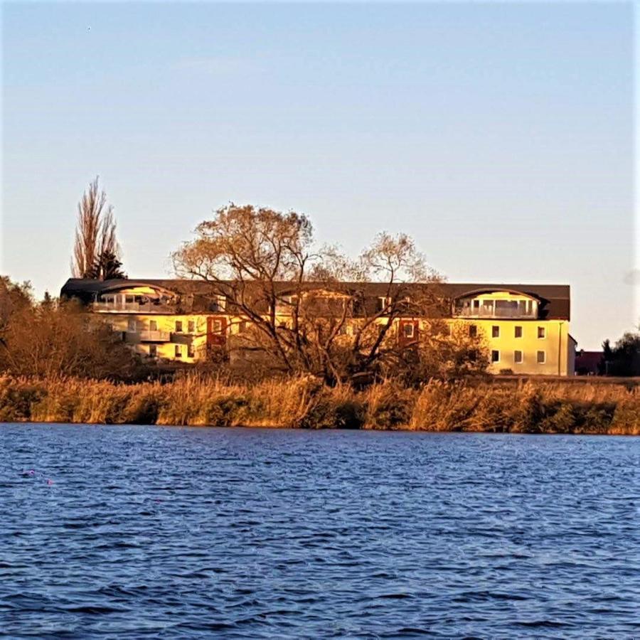Ferienwohnung Mit Seeblick Brandenburg  Eksteriør billede